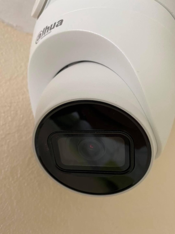 installateur d'une caméra de vidéo-surveillance HD pour la caisse enregistreuse de mon magasin dans le PACA et l’OCCITANIE