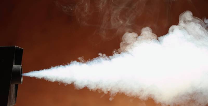 Comment un générateur de brouillard peut sauvegarder votre commerce du vol à Istres en PACA